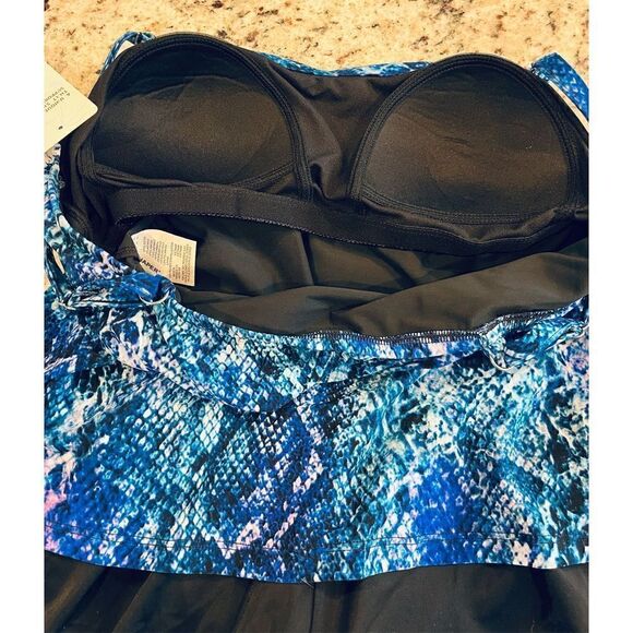 Trimshaper Women's Swimwear Water Lily Farrah Romper One Piece - Picture 4 of 6